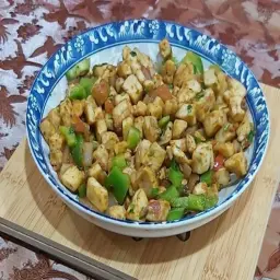 مقلقل دجاج سادة